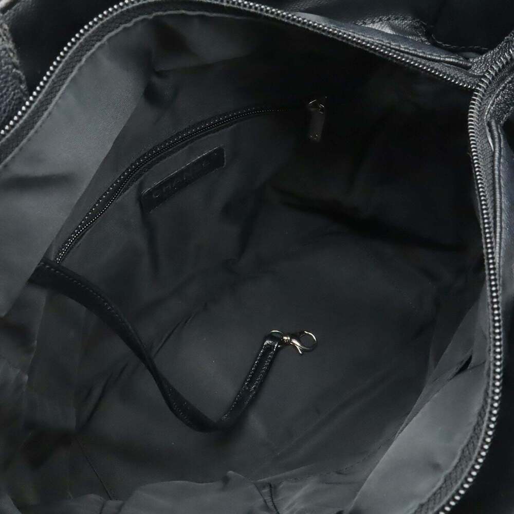 CHANEL Black Leather Shoulder Bag - Picture 7 of 10